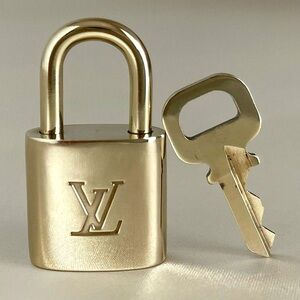 Louis Vuitton Luxurious Gold Padlock and Key Set - Key #304